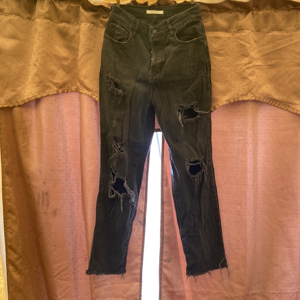 Size 26 PacSun High Rise Straight Faded Black jeans with distressing